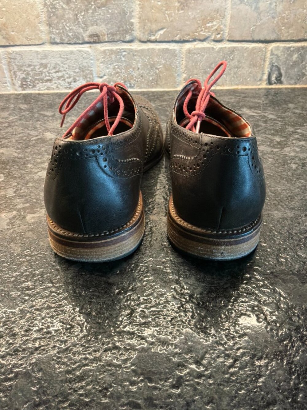 J Shoes Men's Charlie Oxford Wingtip dress shoes A2246 brown. size US 9.5. - Picture 4 of 8